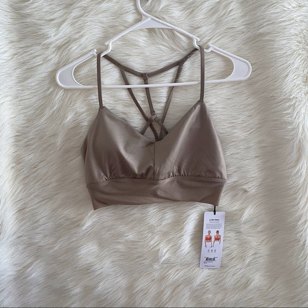 ALO Yoga Lavish Bra (Color: Gravel)